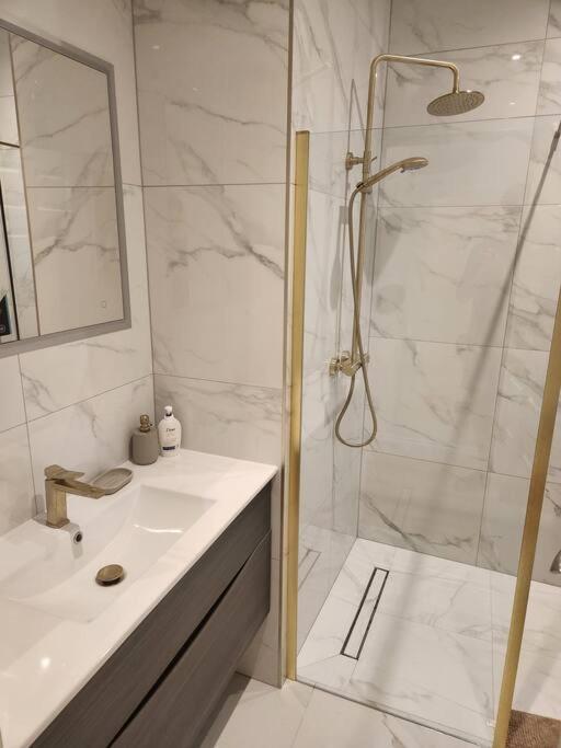 Newly Refurbished 2 Bed Apartment In Paddington Λονδίνο Εξωτερικό φωτογραφία