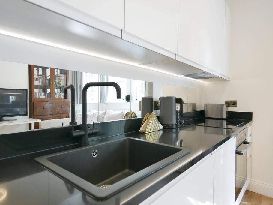 Newly Refurbished 2 Bed Apartment In Paddington Λονδίνο Εξωτερικό φωτογραφία